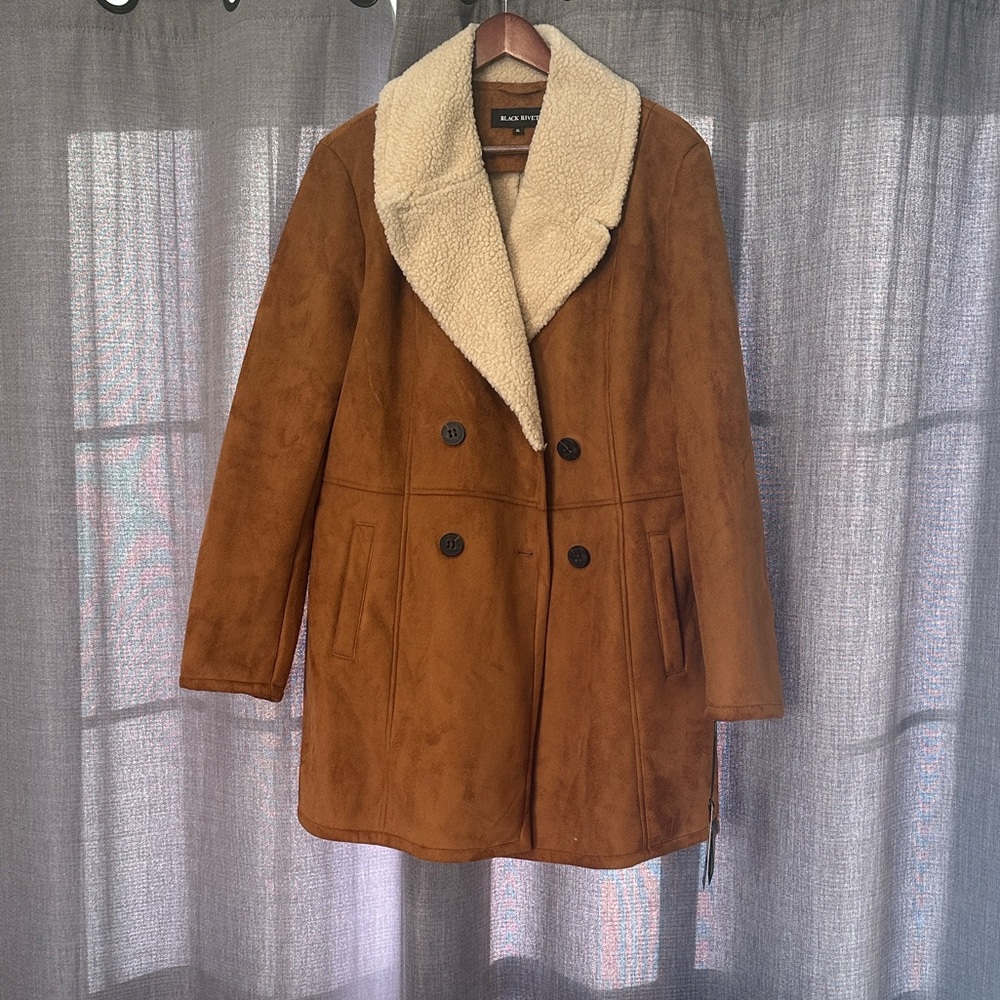Black Rivet Tan Teddy Jacket with Cream Collar
